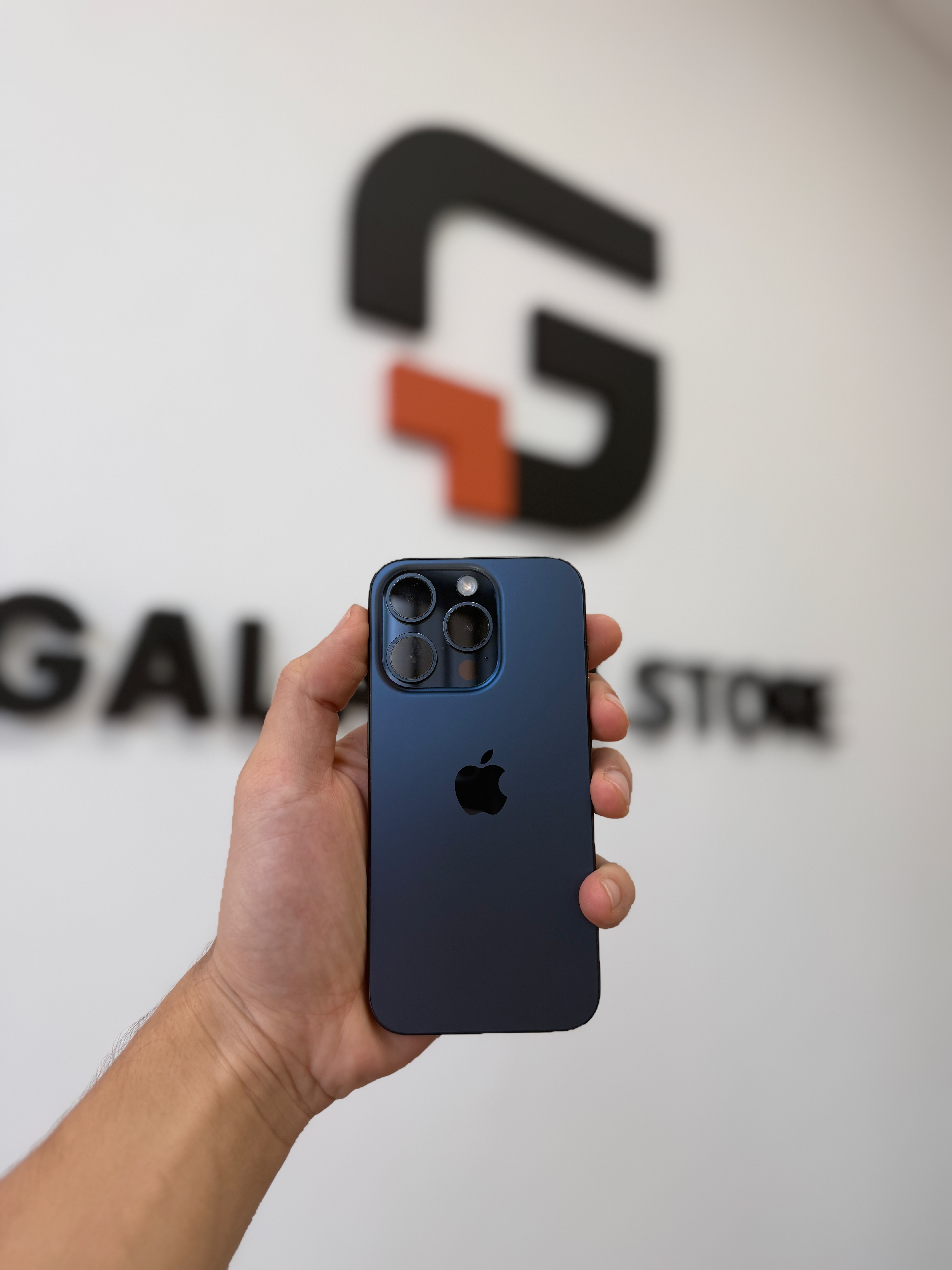 IPHONE 15 PRO 256GB