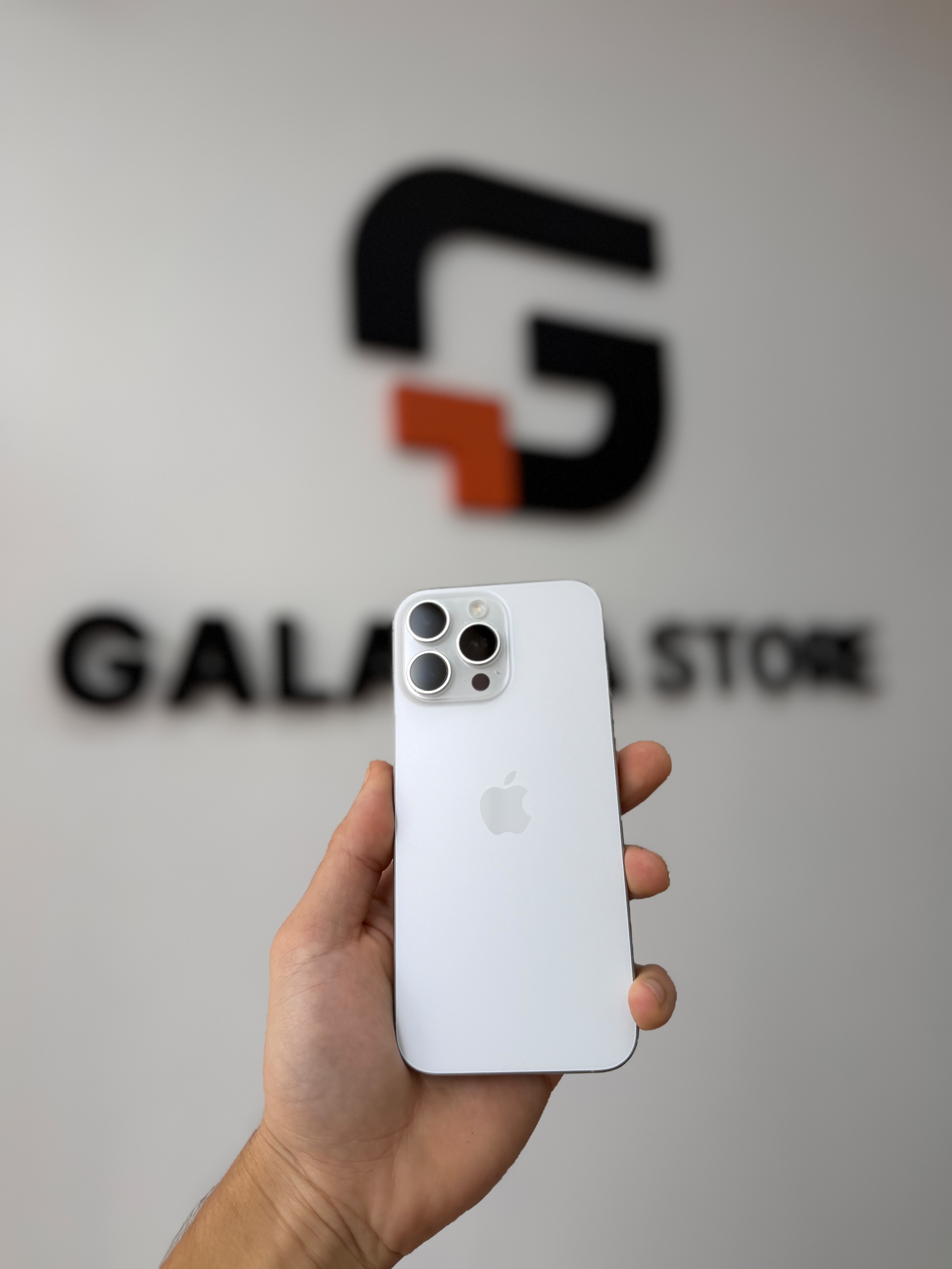 IPHONE 16 PRO MAX 256GB